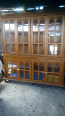 ตู้โชว์ไม้สัก