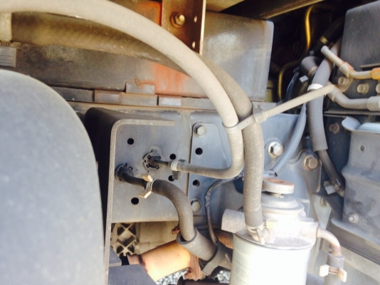 ขายจ้ารถหัวคัสซี ISUZU NKR81 เครื่อง4HL1 (ไม่มีตู้นะค่ะ) ขายจ้ารถหัวคัสซี ISUZU NKR81 เครื่อง4HL1 (ไม่มีตู้นะค่ะ)