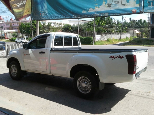 ISUZU  D-MAX  กระบะ 4WD ปี 57