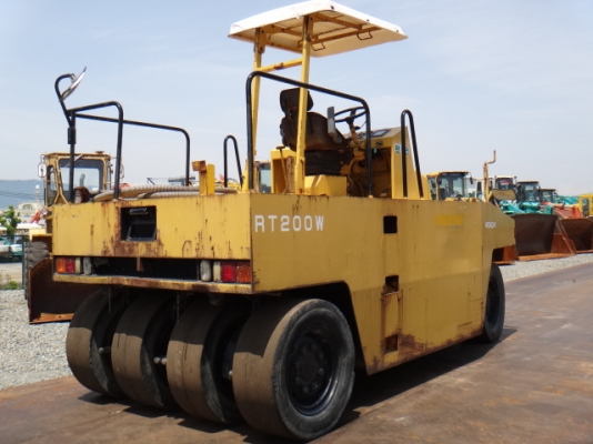 Hitachi RT200W #8A2-40607 รถบดล้อยาง 7 ล้อ ขนาด 10 ตัน นำเข้าจากญี่ปุ่น สนใจ ติดต่อ ใหม่ 061-4194022