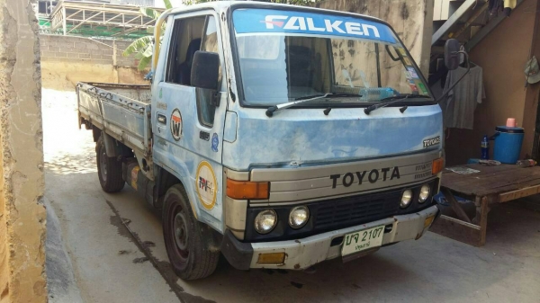 TOYOTA 4 ล้อ ป้ายเล็ก เครื่อง 2500 CC รถป้ายเล็กไม่ติดเวลา รถพร้อมใช้งาน เครื่องดีคันชีสวย เล่มทะเบียนเอกสารครบ TOYOTA 4 ล้อ ป้ายเล็ก เครื่อง 2500 CC รถป้ายเล็กไม่ติดเวลา รถพร้อมใช้งาน เครื่องดีคันชีสวย เล่มทะเบียนเอกสารครบ
