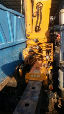 หกล้อ เครื่อง 4BD1 115 แรงพร้อมเครน 2.5 ตัน ใช้งานได้ดี