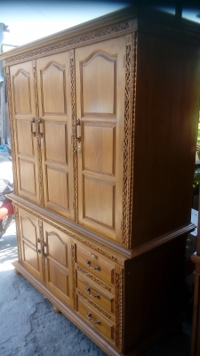 ขายตู้เสื้อผ้า