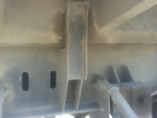 หางดัมพ์สามมิตร 2 เพลา  เพลาเหลี่ยม ติดต่อเจ้าของคุณตี๋ 085-937-6744 , 085-066-0404