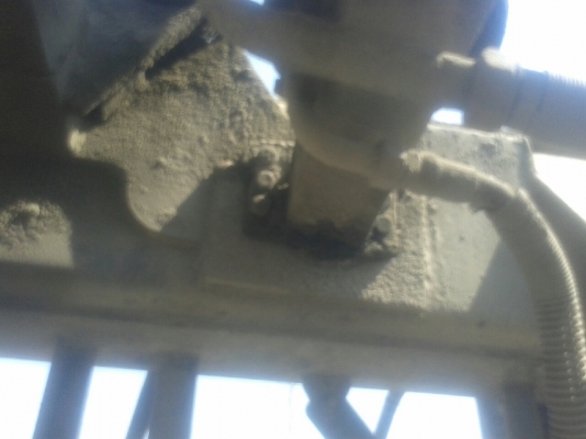 หางดัมพ์สามมิตร 2 เพลา  เพลาเหลี่ยม ติดต่อเจ้าของคุณตี๋ 085-937-6744 , 085-066-0404