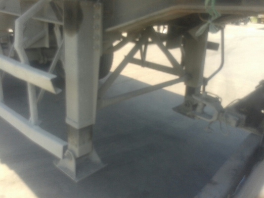 หางดัมพ์สามมิตร 2 เพลา  เพลาเหลี่ยม ติดต่อเจ้าของคุณตี๋ 085-937-6744 , 085-066-0404