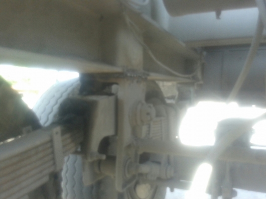 หางดัมพ์สามมิตร 2 เพลา  เพลาเหลี่ยม ติดต่อเจ้าของคุณตี๋ 085-937-6744 , 085-066-0404