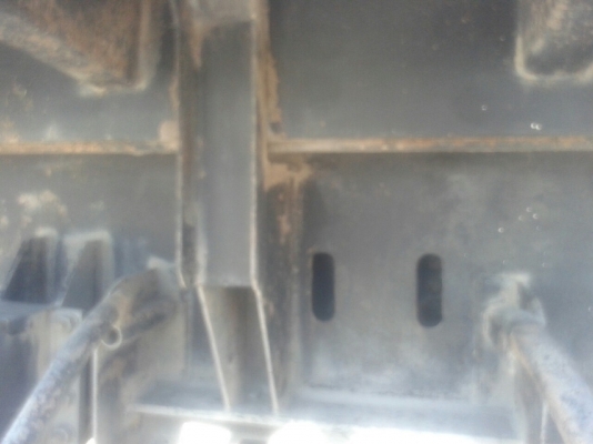 หางดัมพ์สามมิตร 2 เพลา  เพลาเหลี่ยม ติดต่อเจ้าของคุณตี๋ 085-937-6744 , 085-066-0404