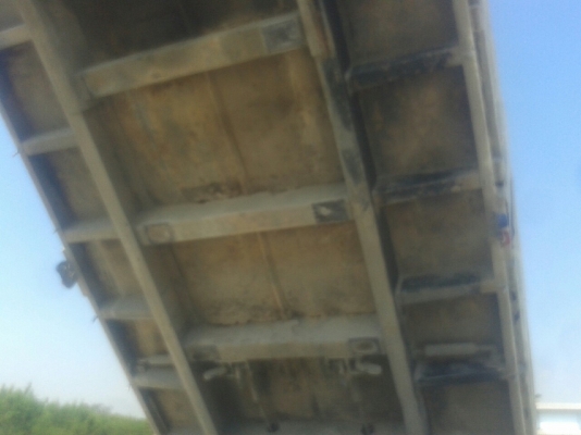 หางดัมพ์สามมิตร 2 เพลา  เพลาเหลี่ยม ติดต่อเจ้าของคุณตี๋ 085-937-6744 , 085-066-0404