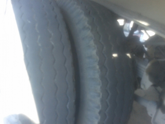 หางดัมพ์สามมิตร 2 เพลา  เพลาเหลี่ยม ติดต่อเจ้าของคุณตี๋ 085-937-6744 , 085-066-0404