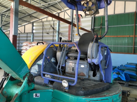 แบ็คโฮ KOMUSUT PC45MR-1