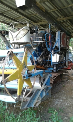 (ปิดการขายจ้า เจ๊นีราชบุรี)รถเกี่ยว พ_เจริญพัฒนา  รถยังสวย  ไม่พร้อมใช้งาน