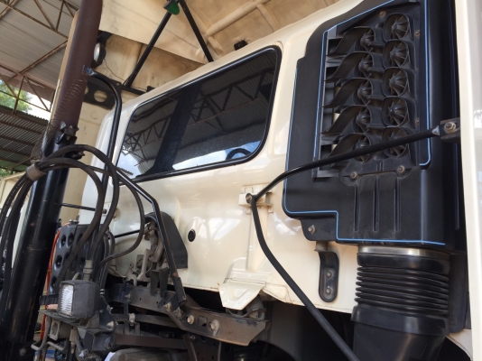 ขายหัวลาก Hino. พร้อมหางคอก12.5เมตร ปี52 ตัวแรก 380 แรง ขายหัวลาก Hino. พร้อมหางคอก12.5เมตร ปี52 ตัวแรก 380 แรง