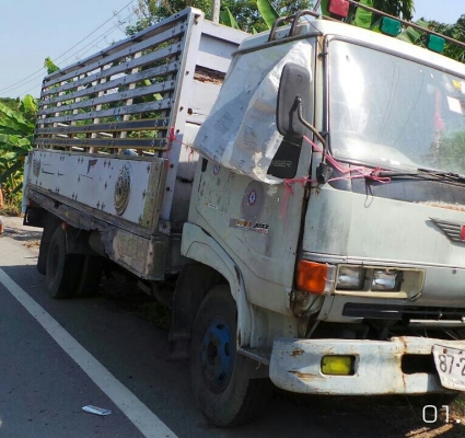 หกล้อ ฮีโน่ KM779 หัว FC 120 เครืองดี ช่วงยาว 5.50ม สภาพดีสวยเดิมพร้อมใช้ เล่มทะเบียนพร้อมโอน หกล้อ ฮีโน่ KM779 หัว FC 120 เครืองดี ช่วงยาว 5.50ม สภาพดีสวยเดิมพร้อมใช้ เล่มทะเบียนพร้อมโอน