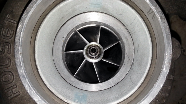 ขายเทอร์โบ holset hx40 ใบหน้าบิลเล็ท ลูกละ 15,000 เอาหลายลูก ลดได้ เก่าญี่ปุ่น