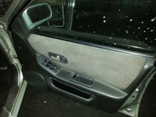 ----ขาย Nissan Cefiro----