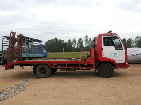 ขายรถเทเลอร์บรรณทุกแบคโค 6 ล้อ HINO KM-777เครื่อง 117 แรง ติดวิ้น 5 ตัน ราคา 380000 สวย สนใจรีบจองด่วน