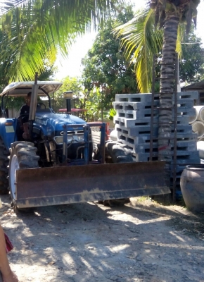 ขายรถไถใหญ่ แต่ราคาไม่ใหญ่ครับ ราคาต่อรองได้ เจ้าของขายเอง