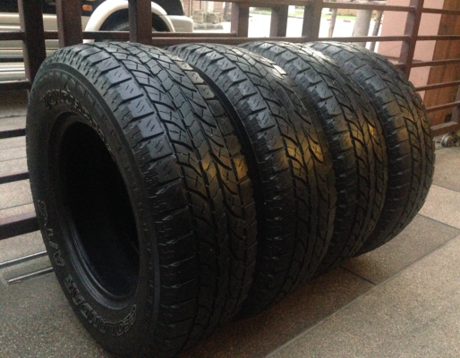 ยาง All Yokohama 225 70 15 กลางปี12 พร้อมใช้งาน ราคาไม่แพง