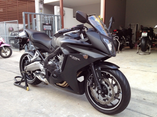 ((ดาวน์49000)) ขาย CBR650f ปี2014 สีดำ วิ่ง 5XXX km. ราคา 249000 บาท(รับเทริ์น)