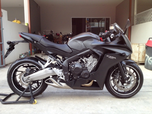 ((ดาวน์49000)) ขาย CBR650f ปี2014 สีดำ วิ่ง 5XXX km. ราคา 249000 บาท(รับเทริ์น)