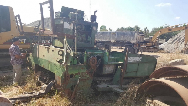 ขายตามสภาพ รถปูยาง อะไหล่ขาดบางตัว ราคาคุยกันได้