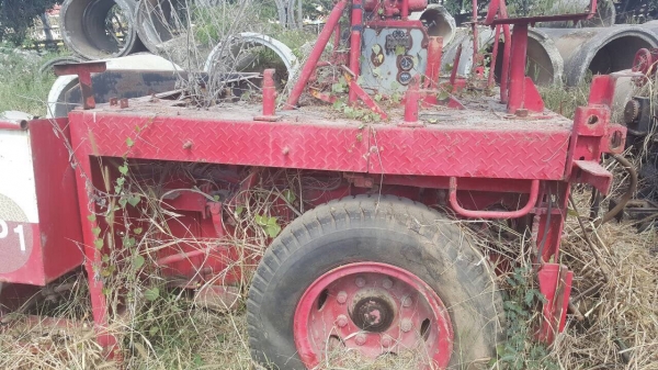 ขายตามสภาพ รถปูยางขนาดเล็ก ไม่มีเครื่อง อะไหล่ขาดบางชิ้น ราคาต่อรองได้ครับ