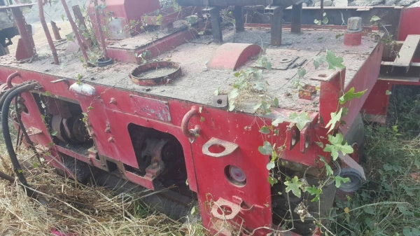 ขายตามสภาพ รถปูยางขนาดเล็ก ไม่มีเครื่อง อะไหล่ขาดบางชิ้น ราคาต่อรองได้ครับ