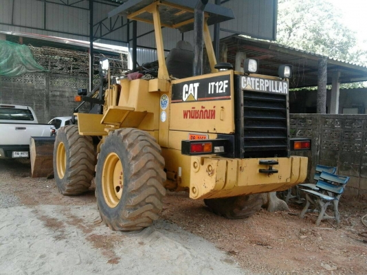 รถตักCAT IT12F...รถสวยพร้อมใช้..เล่มทะเบียน รถสวย.