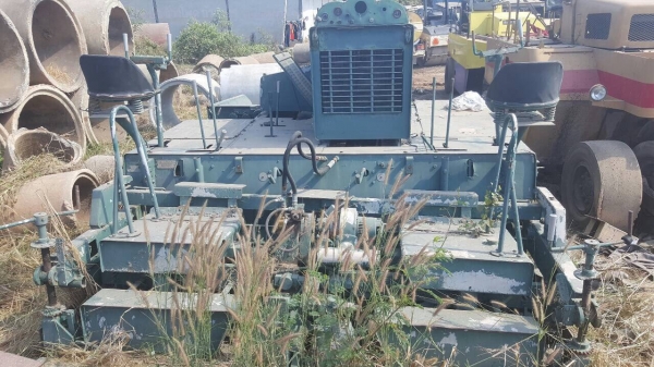 ขายรถปูยาง อุปกรณ์ครบ สภาพต้องเช็คใหม่ ราคาต่อรองได้