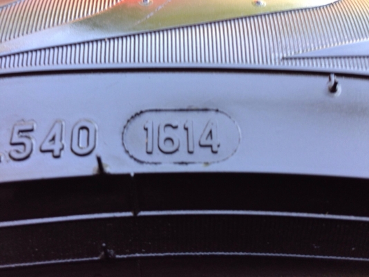 ยาง PIRELLI Scorpion 255 50 19 ปี14 จำนวน 3เส้น ราคาไม่แพง