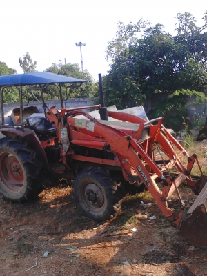 ขายบุ้งกี๋