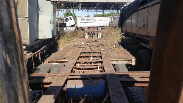 ขายหางโรเบท ยาว 8.50 เมตร คอยาว 3.50 เมตร มีหางพับไฮดรอริค เอกสารเล่มทะเบียนครบ ราคาต่อรองได้ครับ