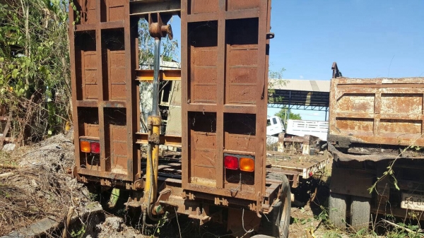 ขายหางโรเบท ยาว 8.50 เมตร คอยาว 3.50 เมตร มีหางพับไฮดรอริค เอกสารเล่มทะเบียนครบ ราคาต่อรองได้ครับ