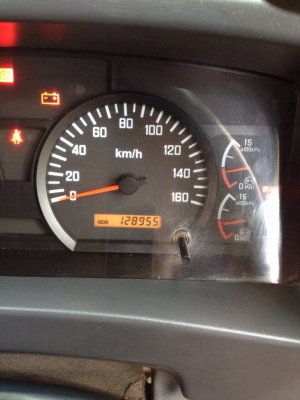 ขายรถบรรทุก 6 ล้อดัมพ์ ISUZU FRR 210 แรงม้าปี 2553 ไมล์ 120000 กม.ราคา 850000