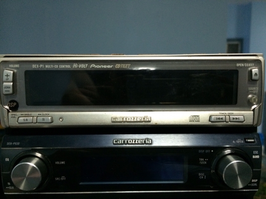 Pioneer DEX-P1 รุ่นท็อป ซิ้งทองแดง ใบ้ CD-RW หน้าจอไฟฟ้าปรับระดับได้ ปรีเอ้า3ชุด กราพฟิกหน้าจอ กล่องไฟแยก คุมกล่องCD Made in Japan มือ2 ญี่ปุ่น