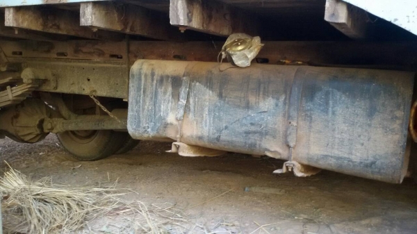 หกล้อ อีซูซุ TL เครือง100แรง แน่นๆ ขับวิ่งทางไกลสะบาย ช่วงยาว4.30ม สภาพดีหัวสวยบางเดิมไม่ผุ ทะเบียนพร้อมโอน หกล้อ อีซูซุ TL เครือง100แรง แน่นๆ ขับวิ่งทางไกลสะบาย ช่วงยาว4.30ม สภาพดีหัวสวยบางเดิมไม่ผุ ทะเบียนพร้อมโอน