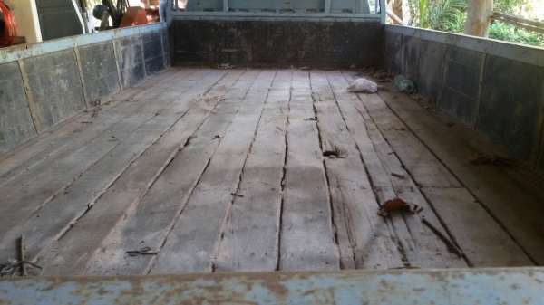 หกล้อ อีซูซุ TL เครือง100แรง แน่นๆ ขับวิ่งทางไกลสะบาย ช่วงยาว4.30ม สภาพดีหัวสวยบางเดิมไม่ผุ ทะเบียนพร้อมโอน หกล้อ อีซูซุ TL เครือง100แรง แน่นๆ ขับวิ่งทางไกลสะบาย ช่วงยาว4.30ม สภาพดีหัวสวยบางเดิมไม่ผุ ทะเบียนพร้อมโอน