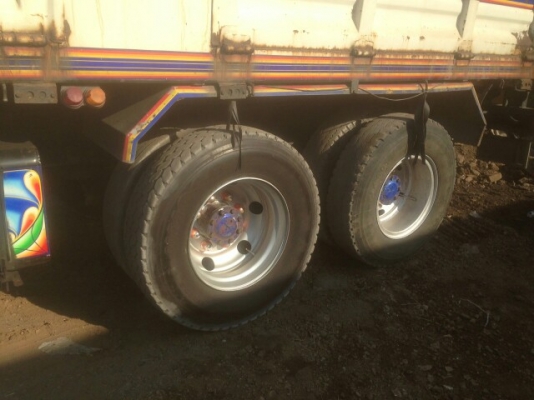 ขายแม่ลูก24ล้อเครื่อง320แรง