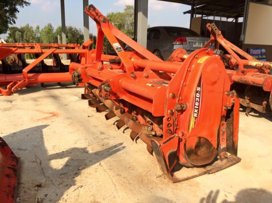 ขายโรตารี่ตราช้าง RX163D-S สภาพเดิมๆใบเต็ม ชีลไม่มีรั่วเอาไปใช้ได้เลย อยู่ สุรินทร์ คับ สนใจ 0845486359 สุชาติ