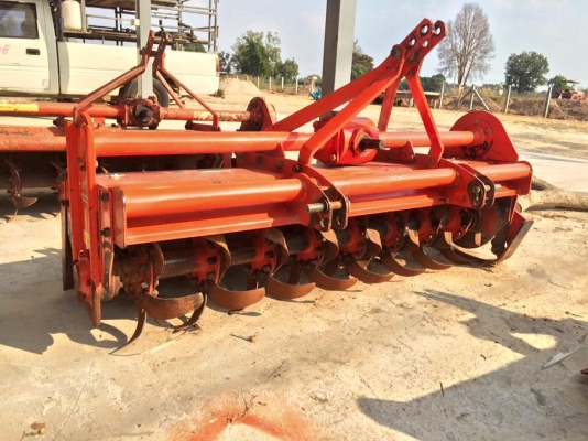 ขายโรตารี่ตราช้าง RX163D-S สภาพเดิมๆใบเต็ม ชีลไม่มีรั่วเอาไปใช้ได้เลย อยู่ สุรินทร์ คับ สนใจ 0845486359 สุชาติ