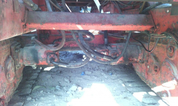 ขายรถเกี่ยวศักดิ์พัฒนาอุ้ม2.5เดิน12ปั้ม23เครื่อง195