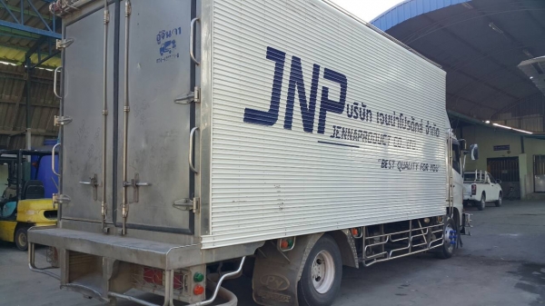 ....HINO.เมกก้า.6ล้อตู้เปียก.5,70เมตร.ครัชซีสวยมาก.ใช้น้อย.สภาพสวยพร้อมใช้.725,000