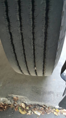 ....HINO.เมกก้า.6ล้อตู้เปียก.5,70เมตร.ครัชซีสวยมาก.ใช้น้อย.สภาพสวยพร้อมใช้.725,000