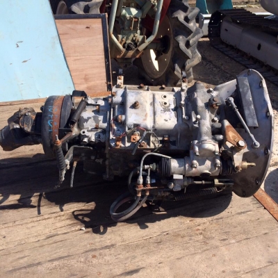 ขายเครื่องพร้อมเกียร์ ISUZU 10PC1