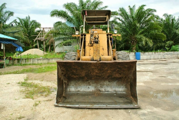 ขายรถตักล้อยาง KOMATSU 510 ราคา 800000