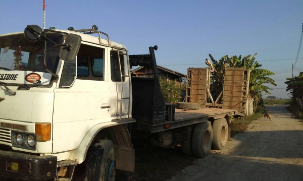 รถเทเลอร์ รถเทเลอร์