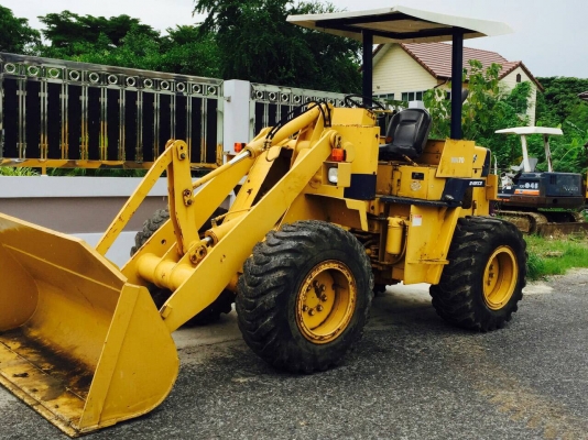 รถตัก KOMATSU 507...รถสวยมาก ซื้อรถเช็คนอกมายังไม่ได้ใช้ในไทยเลย..