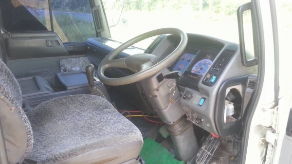 ขายสิบล้อดั้ม HENO sumo 226 รถห้างไทยนะ วางเครื่อง 320 มีระบบรากพ่วง รถสวยมาก ดูความสวยจากในรูปได้เลยครับ ตัวจริงในรูป สวยเหมือนกันครับ