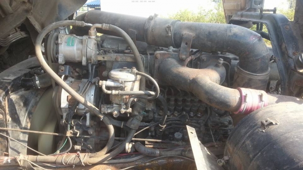 ขายสิบล้อดั้ม HENO sumo 226 รถห้างไทยนะ วางเครื่อง 320 มีระบบรากพ่วง รถสวยมาก ดูความสวยจากในรูปได้เลยครับ ตัวจริงในรูป สวยเหมือนกันครับ